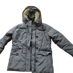 Black Hooded Winter puffer Jacket with Fur Trim. Rivers Edge size Medium